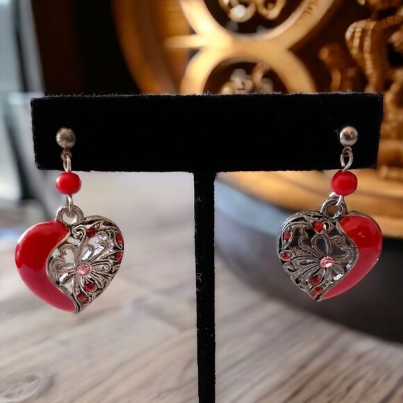 Red Enameled Heart Dangle Earrings‎ Romantic Bohemian Pierced Valentines PATINA. - Picture 11 of 14